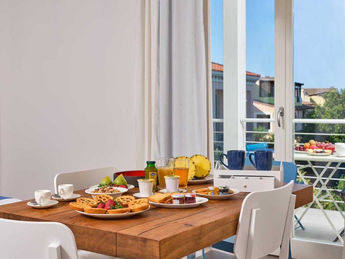Felix Hotels - Hotel Residence Porto San Paolo Exterior foto